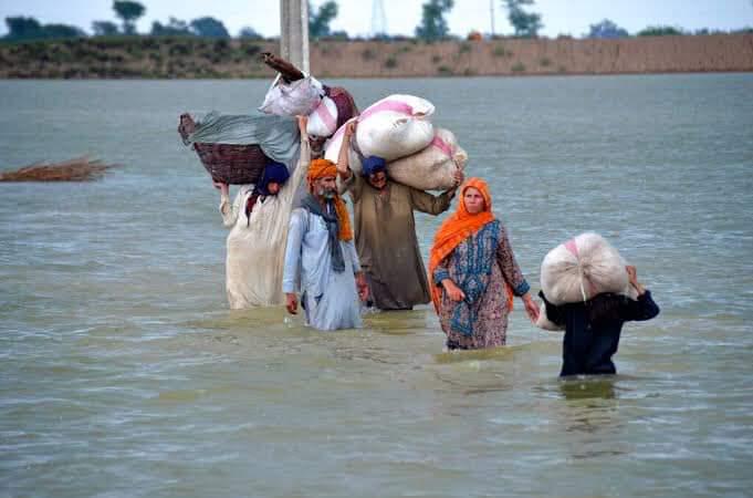Pakistan flood relief 11