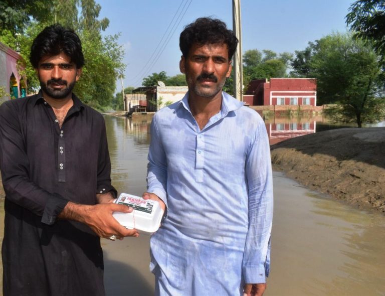 Pakistan flood relief 14